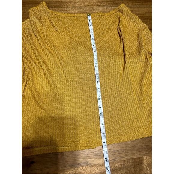 Ambiance Oversized small Long Sleeve Waffle Knit  Crop Top Scoop Neck - Picture 6 of 8